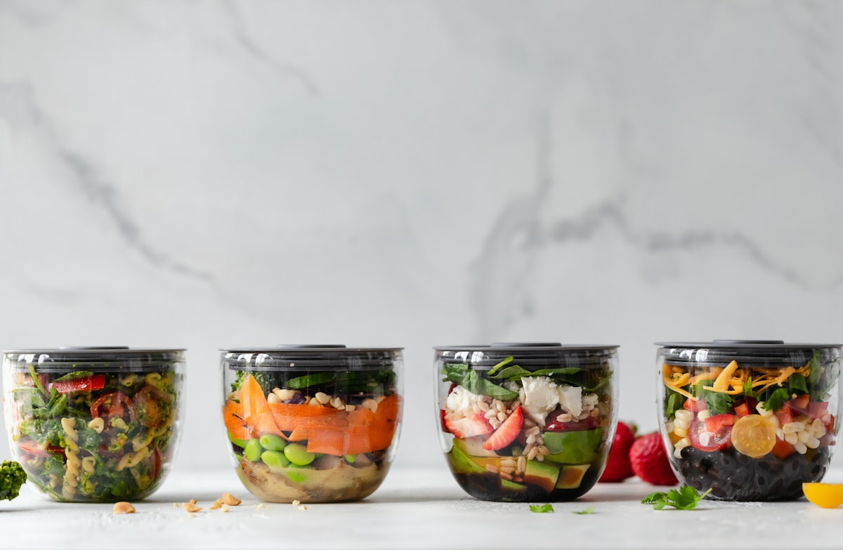 Ensalada de quinua con vegetales frescos